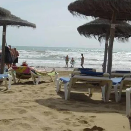 Casa De Nelliken Tatil Evi Torrevieja